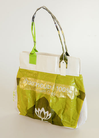 Tote bag